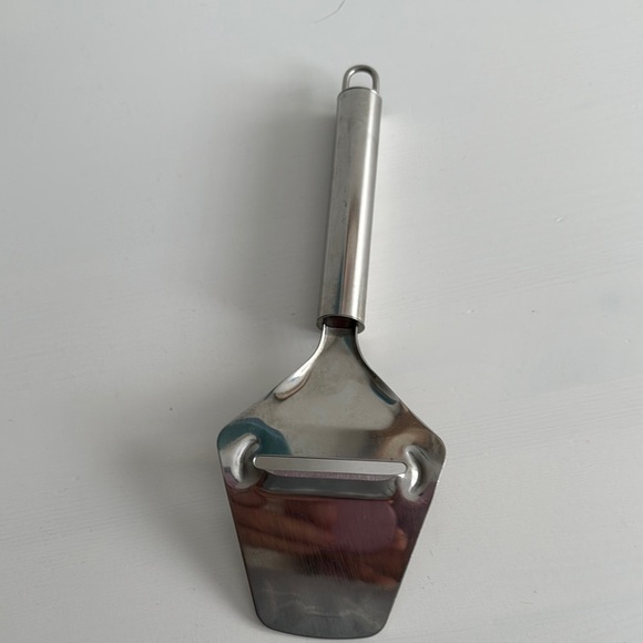 Stainless Steel Handheld European Cheese Slicer 18/8 Stainless Steel - Picture 5 of 6